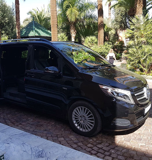 Mercedes Vito premium location minibus Marrakech 7 places