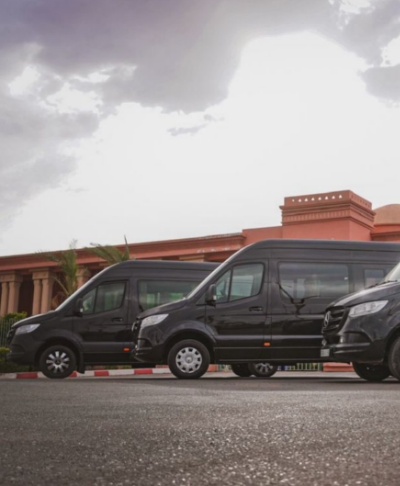 Location minibus Mercedes transfert aéroport Marrakech groupe