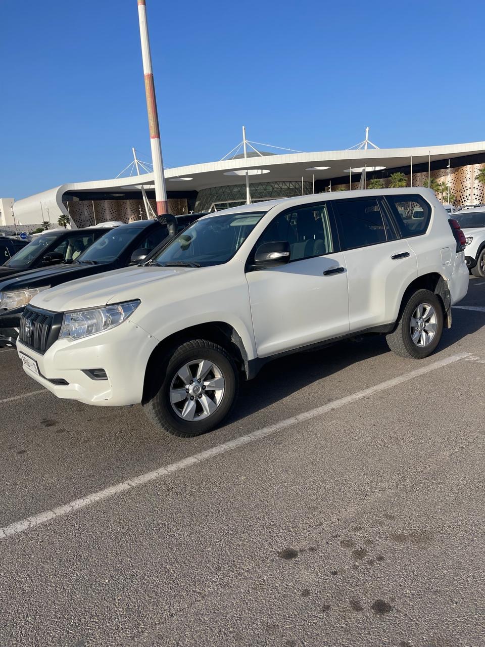 Location Toyota Prado 4x4 aéroport Marrakech transfert